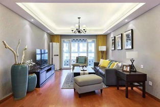 小客廳裝修攻略 巧妙選材與設計，空間翻倍不壓抑